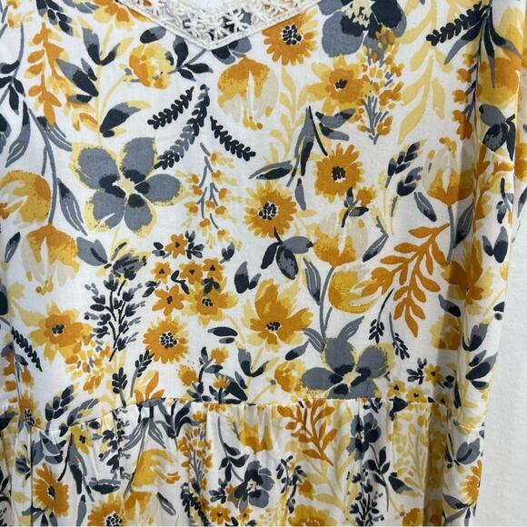 Joie Yellow Floral Mommy and Me Maxi Tiered Sun Dress Size 4 NWT - Picture 9 of 15